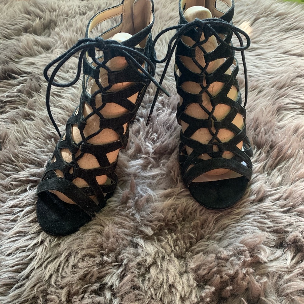 Heels 👠 - Picture 2 of 6